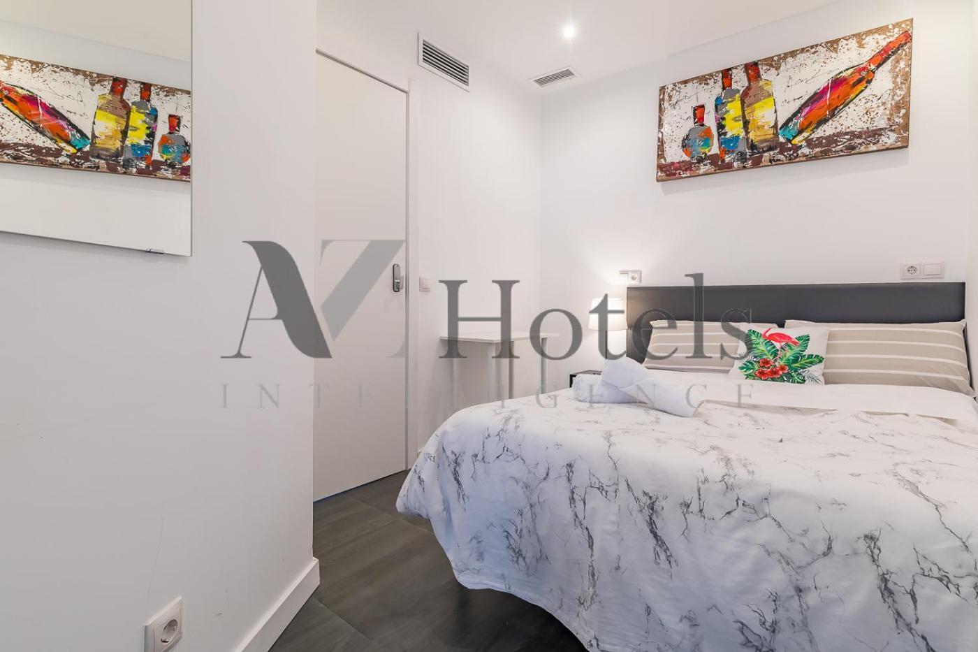 Ayz Ulises - Auto Check-In Property Madrid Exterior photo